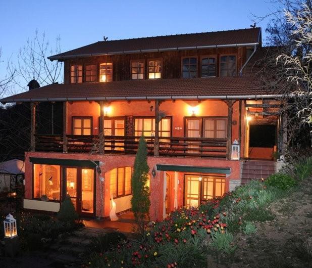 Agyagos Vendeghaz Apartment Eger Bagian luar foto